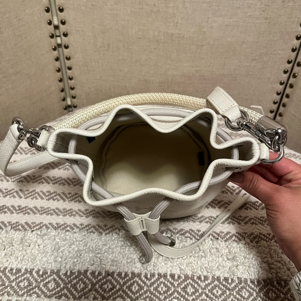 Marc Jacobs the bucket bag Small white silver - Picture 11 of 14